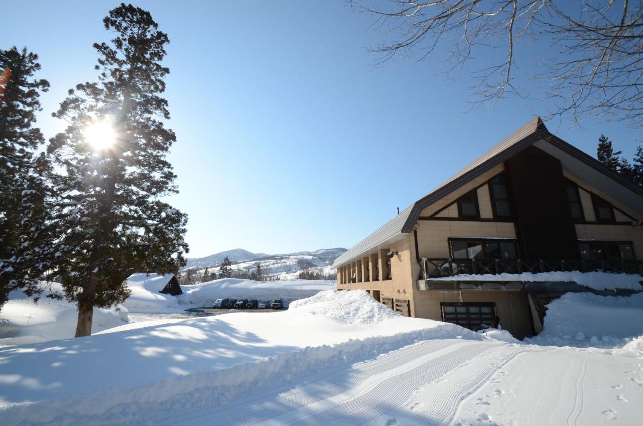 Hotel Nabekura Kougen Mori-No-Ie à Iiyama Extérieur photo